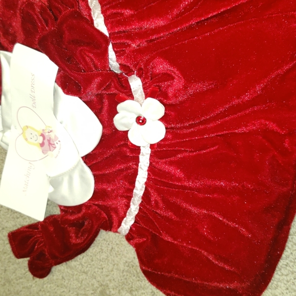 NWT Girls Red Velvet White Satin Trim Dress Matching Doll Dress - Picture 2 of 3